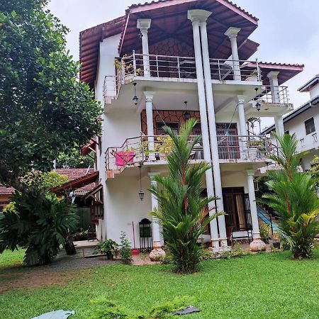 The Villa Utopia Hikkaduwa Exterior foto